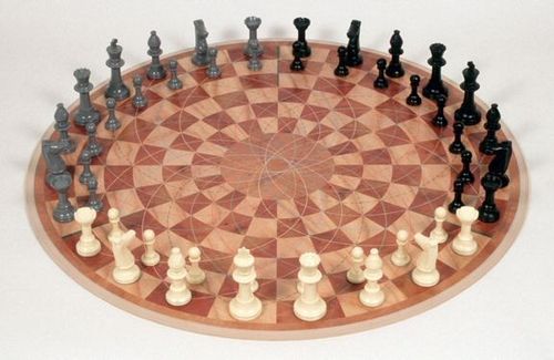 3 Man Chess thumbnail