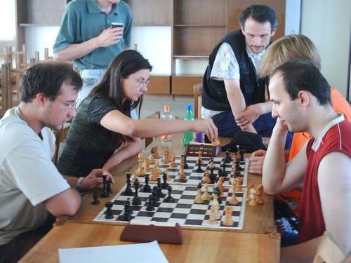 Bughouse Chess thumbnail